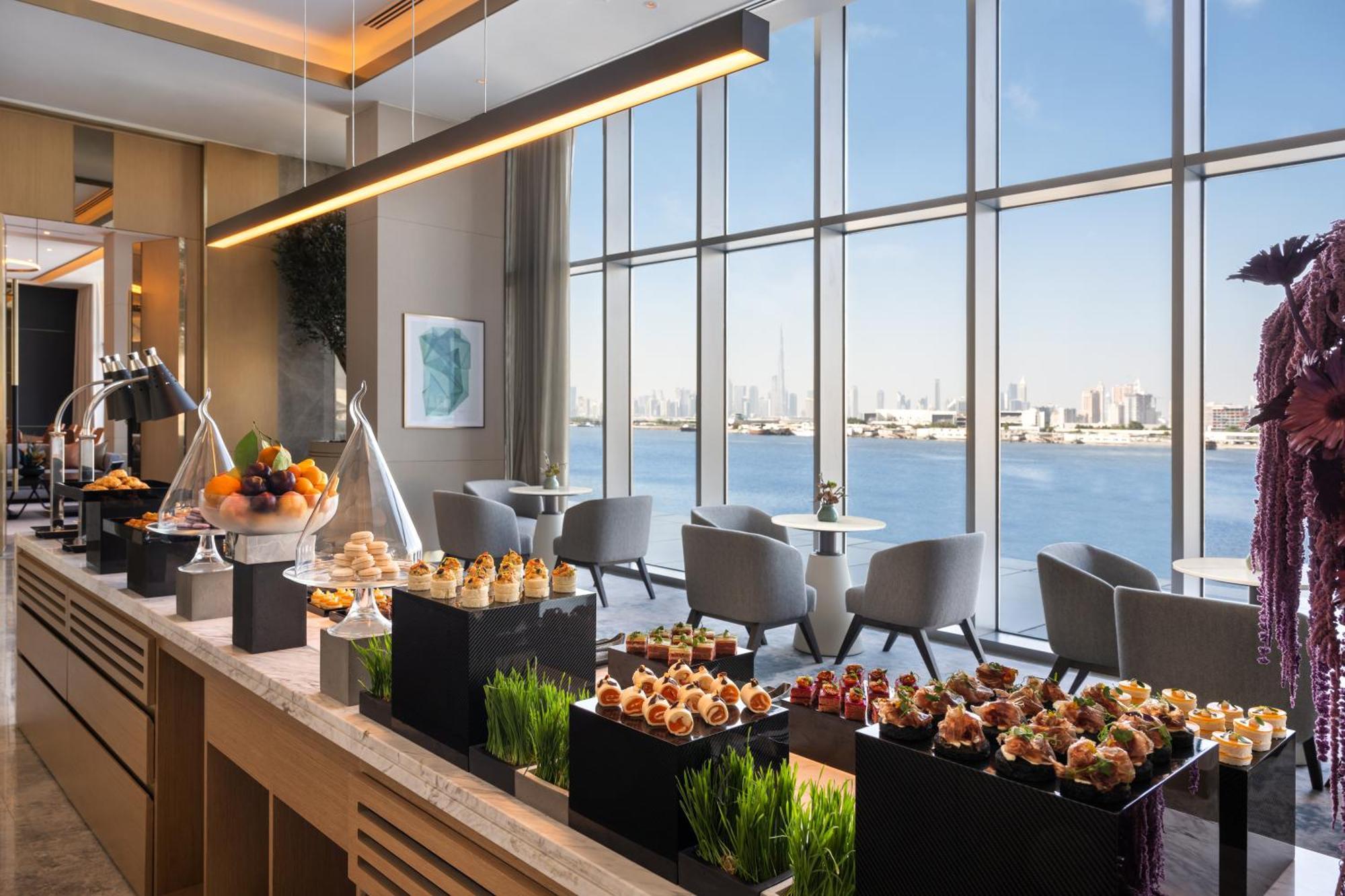 迪拜 Address Creek Harbour酒店 外观 照片 The Lounge at the Jumeirah At Etihad Towers